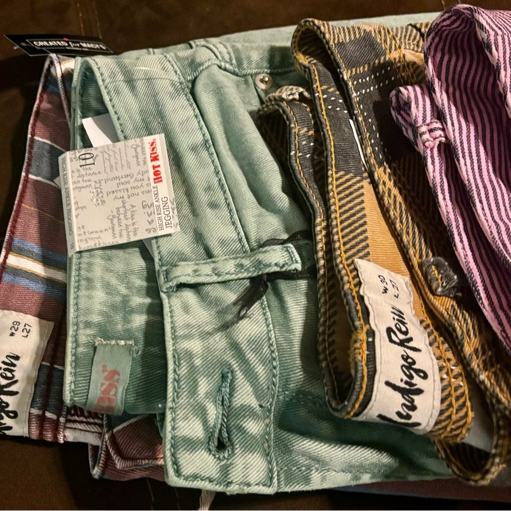 4 Pair Skinny Jeans - Picture 6 of 8